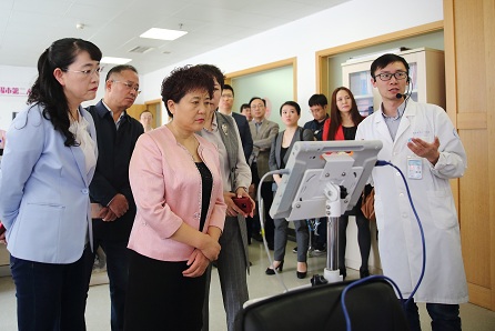 参观考察.jpg 参观考察.jpg